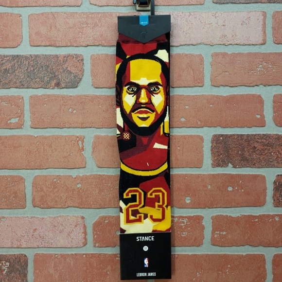 lebron james stance socks